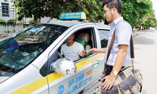 Taxi loay hoay tìm hướng đi mới