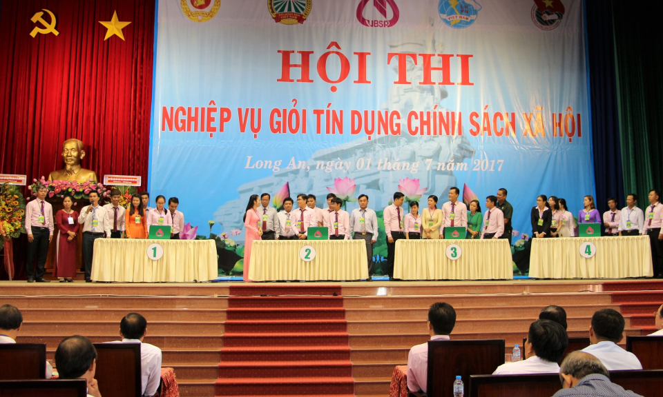 Hội thi nghiệp vụ giỏi tín dụng chính sách xã hội