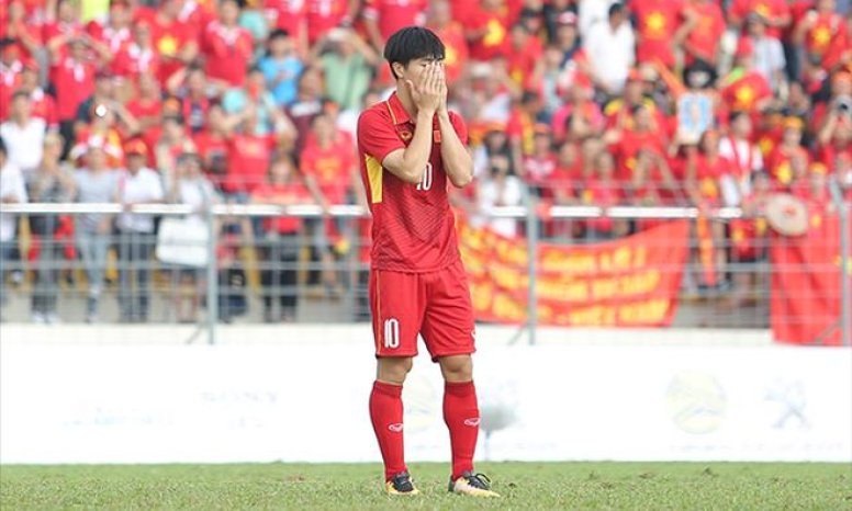 Công Phượng đá hỏng 11m, U22 Việt Nam dừng bước tại vòng bảng SEA Games 29