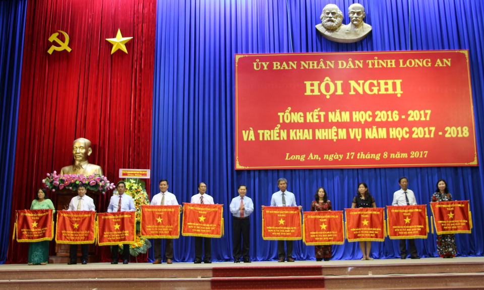 Long An: Tổng kết năm học 2017-2018