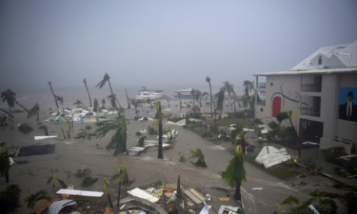 Cuba sơ tán khách du lịch, chuẩn bị đối phó với bão Irma