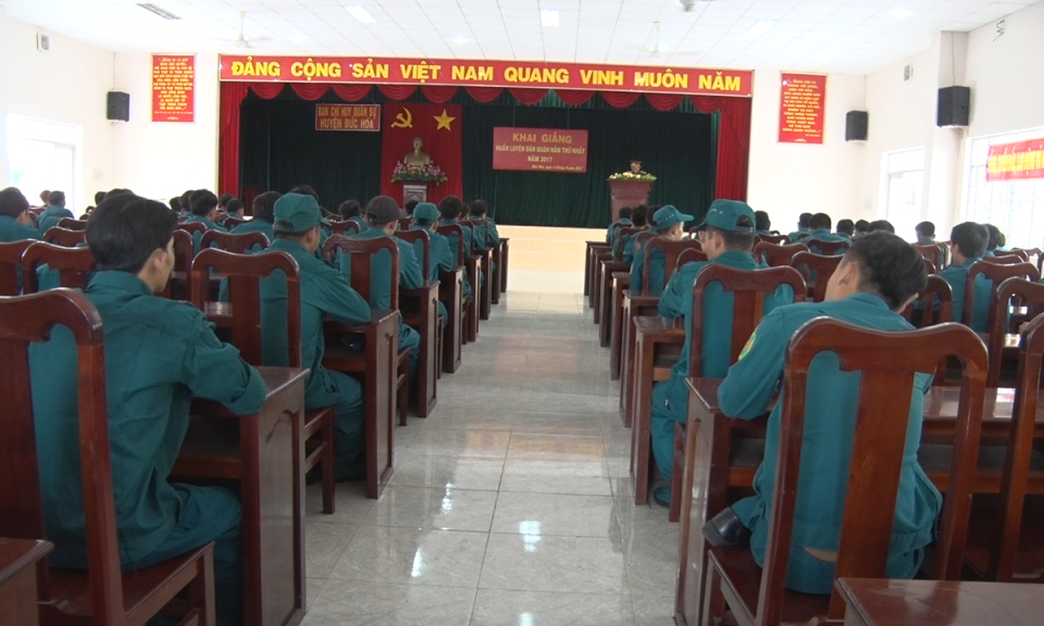 Đức Hòa: Huấn luyện dân quân năm thứ nhất năm 2017