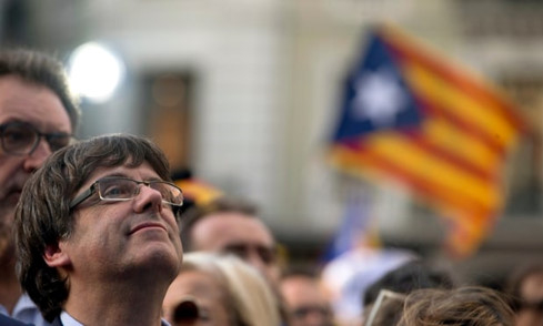 Tây Ban Nha trao cơ hội cho Catalonia thảo luận với Thượng viện