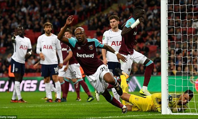 Chelsea tiếp bước MU, Arsenal vào tứ kết Carabao Cup