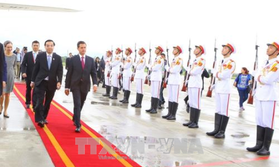 APEC 2017: Chủ tịch nước Trần Đại Quang gặp song phương Tổng thống Mexico