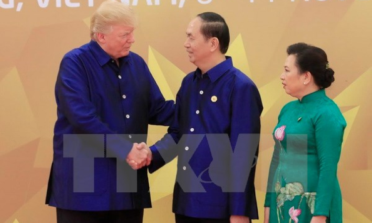 Tiệc chiêu đãi trọng thể chào mừng các nhà lãnh đạo kinh tế APEC 2017