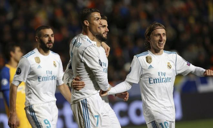 APOEL 0-6 Real Madrid: Câu trả lời của Cristiano Ronaldo và Karim Benzama