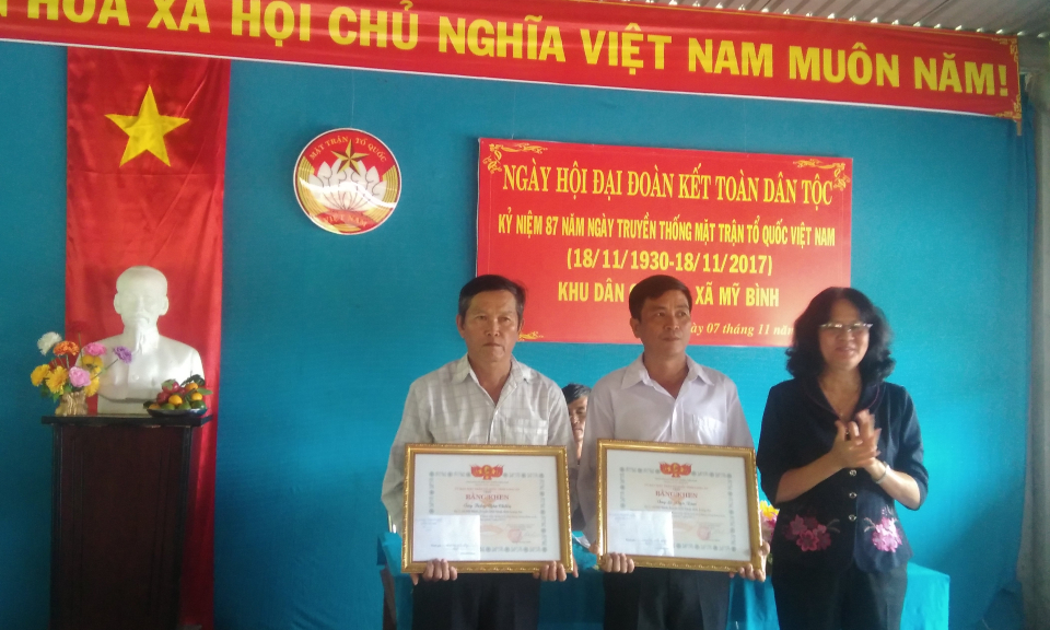 Đức Huệ: Ngày hội Đại đoàn kết toàn dân tộc ở khu dân cư năm 2017