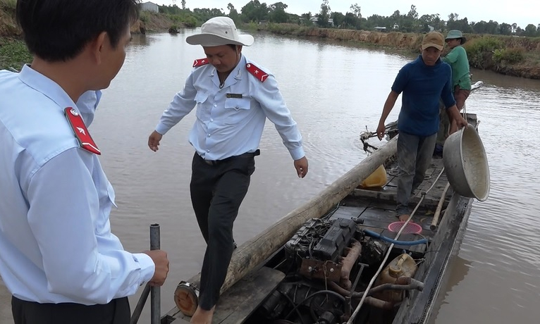 Xử lý nghiêm các hành vi dùng xung điện đánh bắt thủy sản