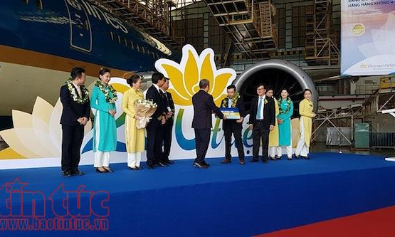 Vietnam Airlines đón hành khách thứ 200 triệu