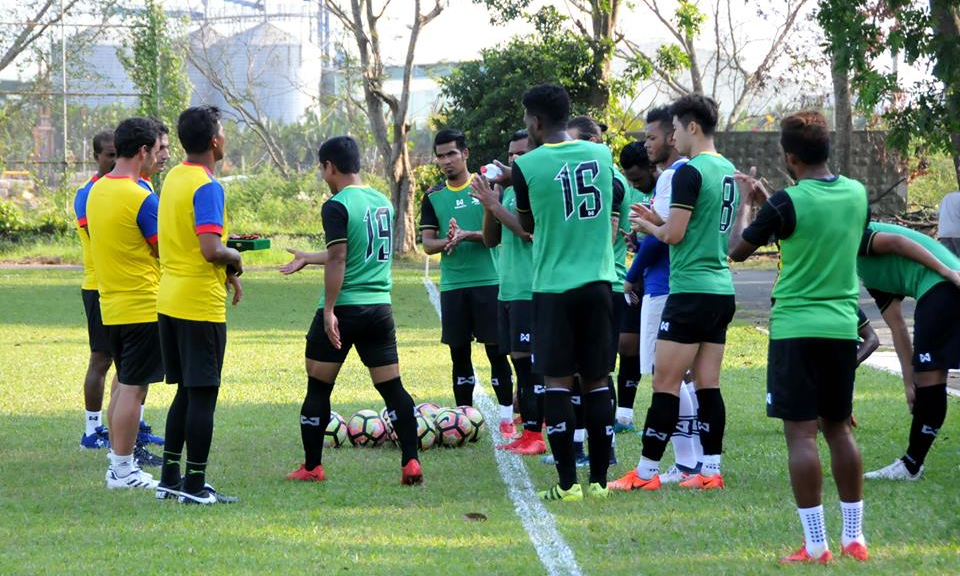 CLB Long An thi đấu tập huấn với Malaka United (Malaysia)