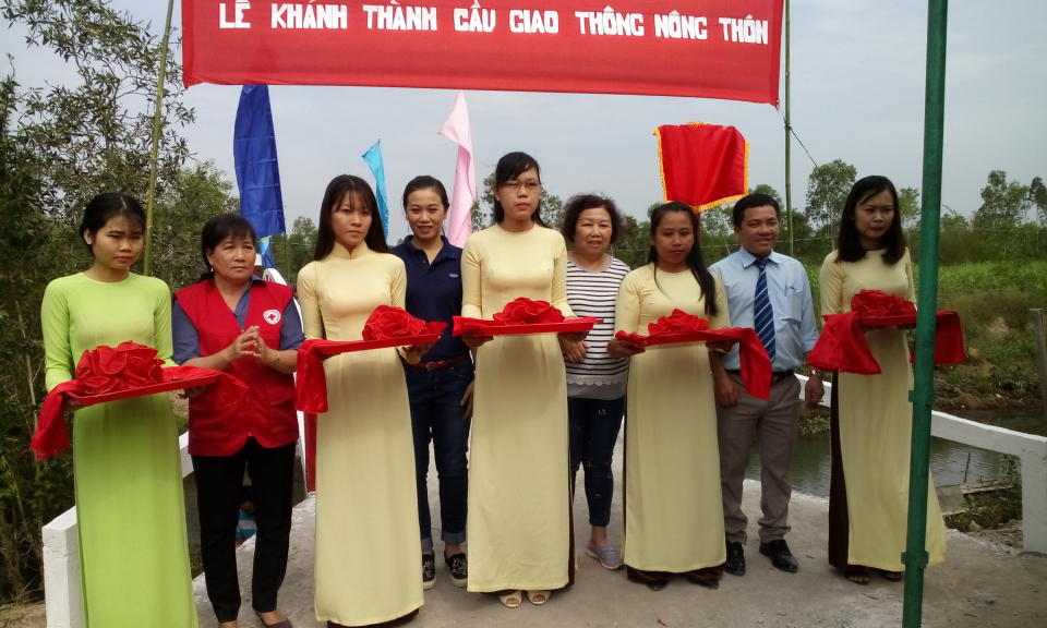 Đức Huệ: Khánh thành cầu giao thông nông thôn