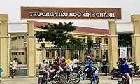 Vụ phụ huynh bắt cô giáo quỳ gối: Hiệu trưởng xin từ chức