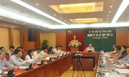 Ủy ban Kiểm tra Trung ương tiếp tục xem xét, kỷ luật nhiều cán bộ