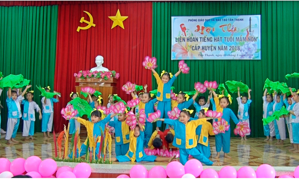 Tân Thạnh: Hội thi liên hoan tiếng hát tuổi mầm non cấp huyện năm 2018