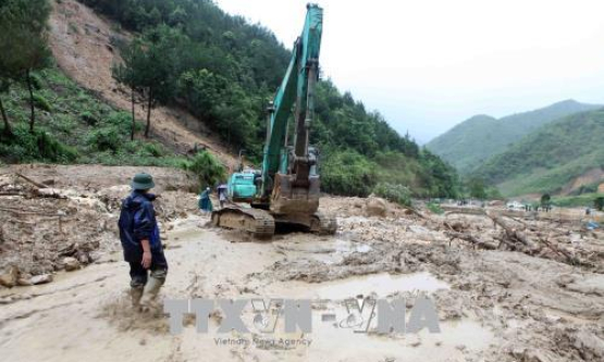 Phó Thủ tướng Trịnh Đình Dũng chỉ đạo khắc phục hậu quả mưa lũ tại Lai Châu