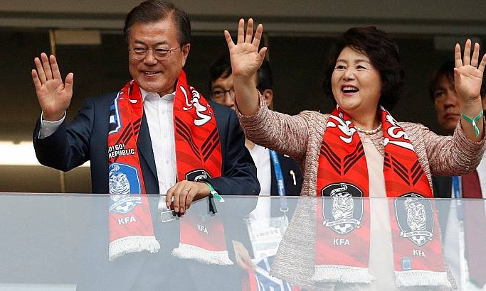 Tổng thống Moon Jae-in ngỏ ý Hàn Quốc-Triều Tiên đồng đăng cai VCK World Cup 2030