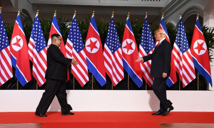 Nhìn lại những khoảnh khắc &#8216;đắt giá&#8217; của Hội nghị Thượng đỉnh Mỹ-Triều