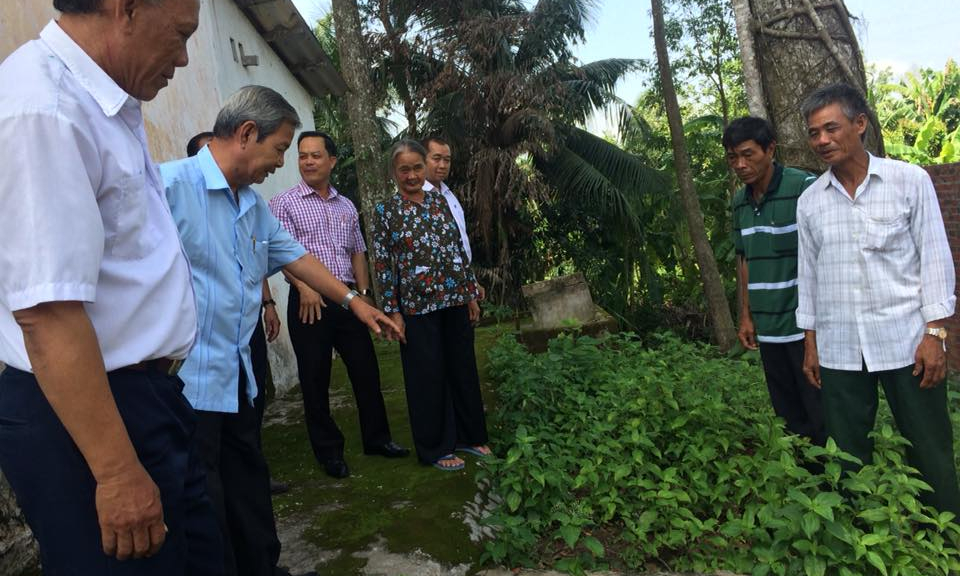 Nguyên Bí thư Tỉnh ủy Long An thăm lại khu di tích Xóm Trầu