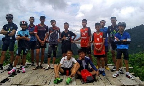 Chúc mừng Thái Lan thành công chiến dịch cứu hộ đội bóng thiếu niên
