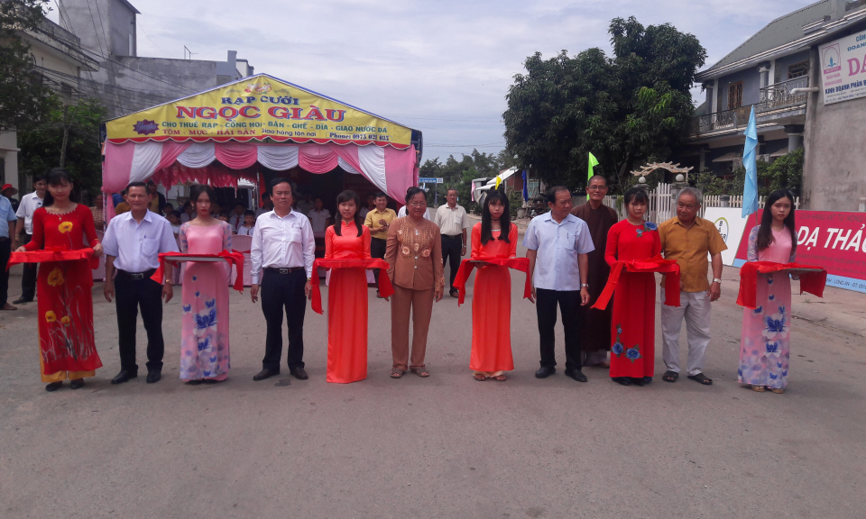 Tân Thạnh: Hỗ trợ 750 triệu đồng làm đường giao thông nông thôn