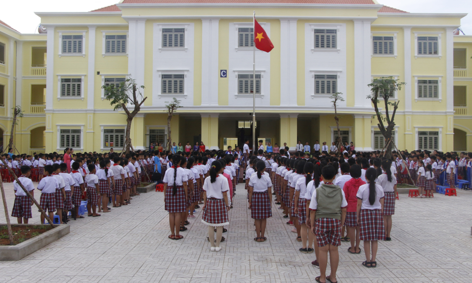 Trường tiểu học TT Thủ Thừa đưa vào sử dụng cơ sở vật chất mới năm học 2018-2019