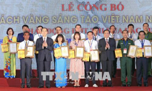 Phát triển và ứng dụng khoa học, công nghệ là quốc sách hàng đầu