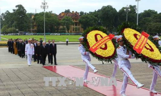 Lãnh đạo Đảng, Nhà nước viếng Chủ tịch Hồ Chí Minh nhân kỷ niệm Quốc khánh 2/9