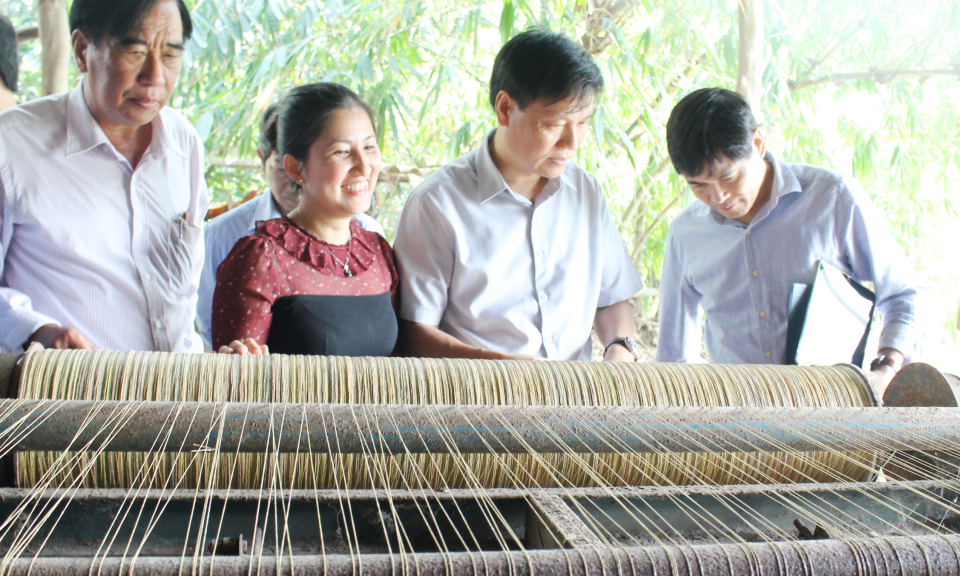 Đoàn công tác Văn phòng điều phối Nông thôn mới TƯ làm việc tại Cần Đước