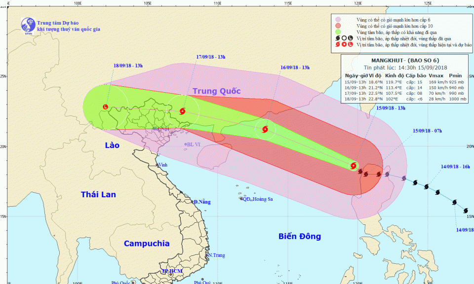 Cập nhật siêu bão Mangkhut: Bắc Biển Đông mưa bão, gió mạnh cấp 11-12