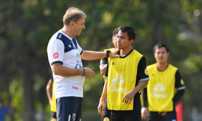 ĐT Thái Lan loay hoay tìm đội trưởng mới cho AFF Cup 2018