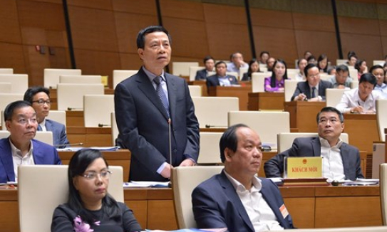 Tân Bộ trưởng Nguyễn Mạnh Hùng: “MXH không phải ảo nữa mà thật rồi“