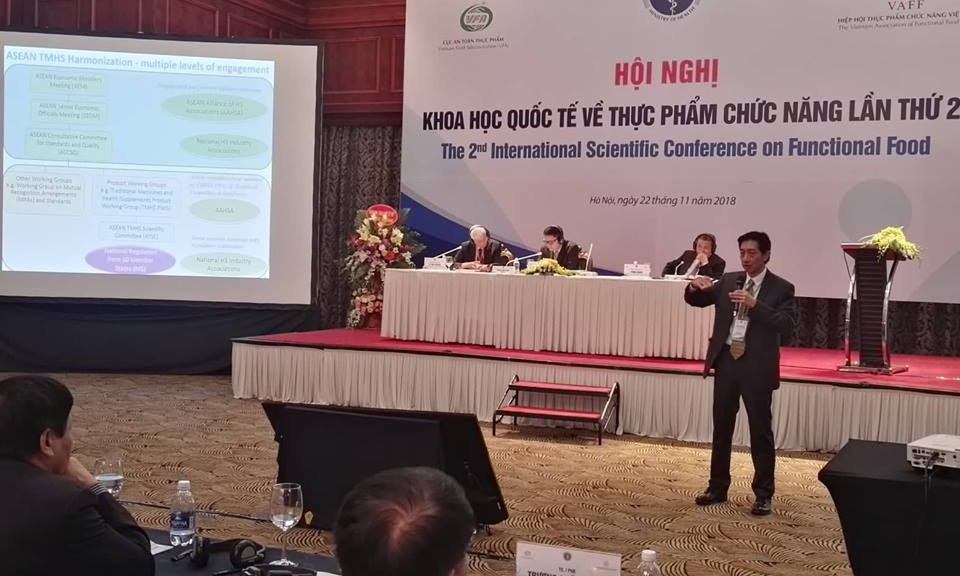 Thực phẩm chức năng đang được quản lý &#8216;từ ngọn&#8217;