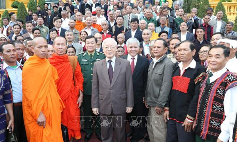 Tổng Bí thư, Chủ tịch nước Nguyễn Phú Trọng gặp mặt các già làng, trưởng bản tiêu biểu