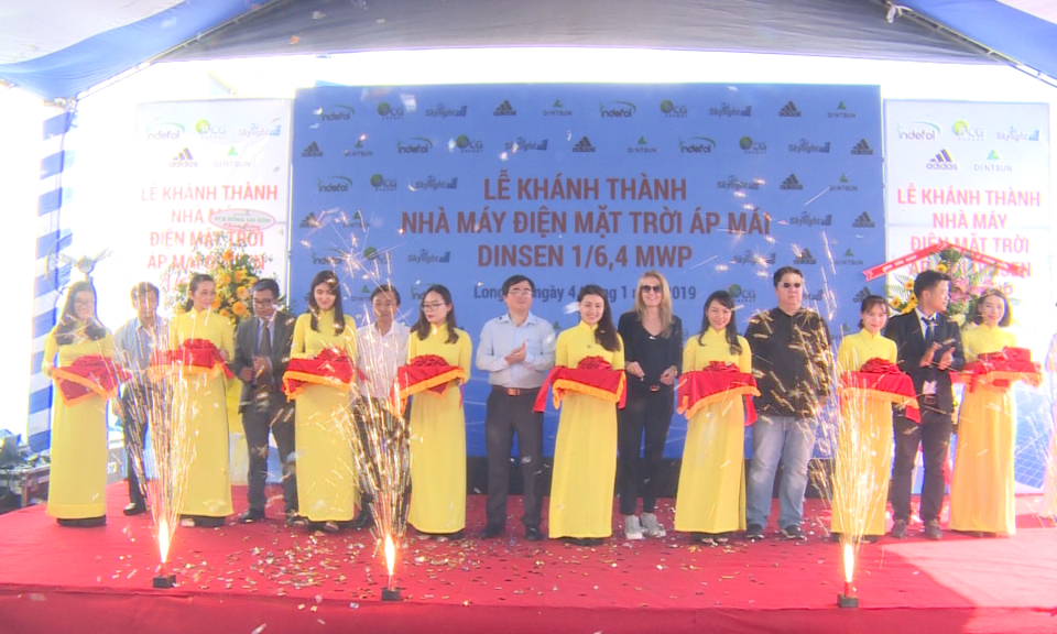 Lễ khánh thành hệ thống năng lượng mặt trời áp mái Dinsen