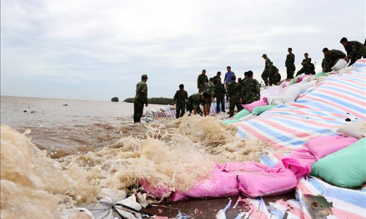 Đẩy nhanh các dự án phòng chống thiên tai ứng phó với nhiều diễn biến bất thường