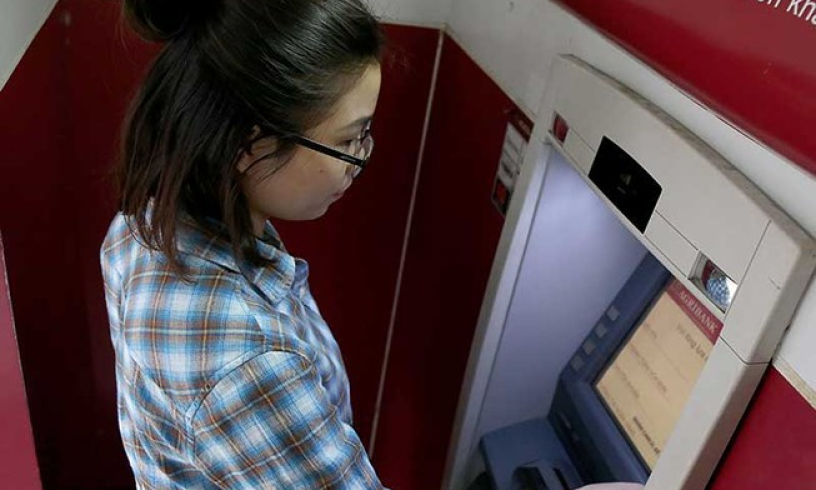 25 triệu thẻ ATM phải làm lại, toàn bộ máy ATM thay đổi