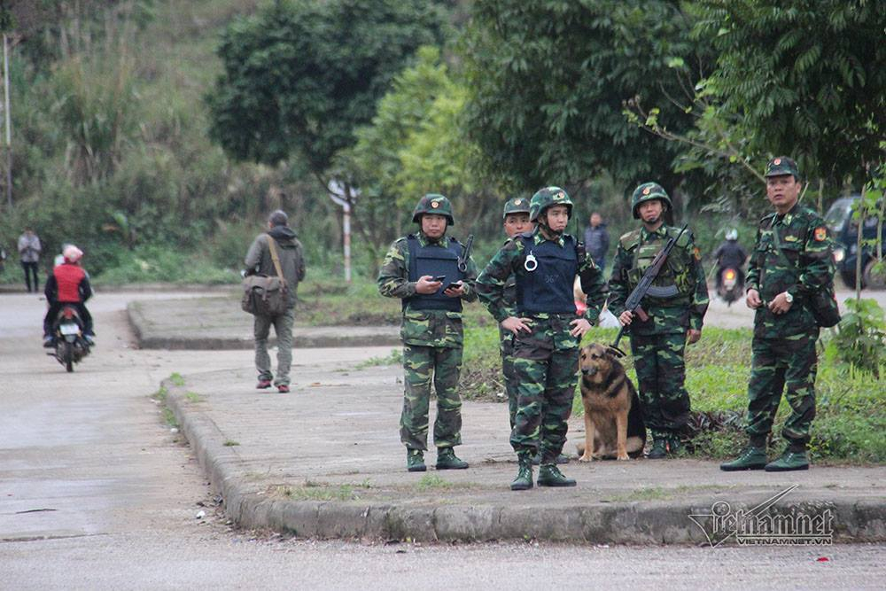 An ninh thắt chặt các lối vào nhà ga Đồng Đăng