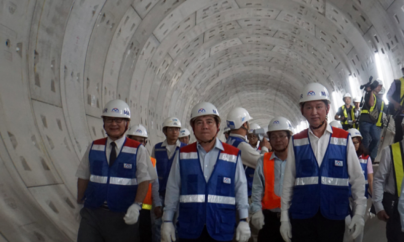 Chủ tịch UBND TP Hồ Chí Minh trực tiếp kiểm tra tuyến metro số 1 (Bến Thành- Suối Tiên)