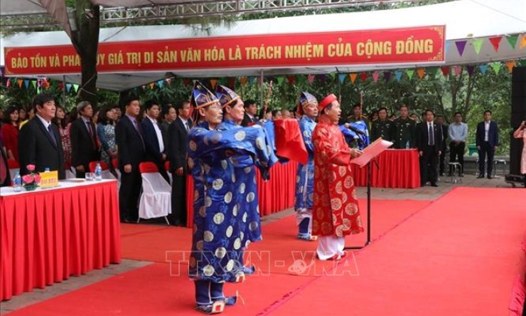 Khai bút, khai mạc Hội sách Xuân Kỷ Hợi tại Đền thờ Chu Văn An