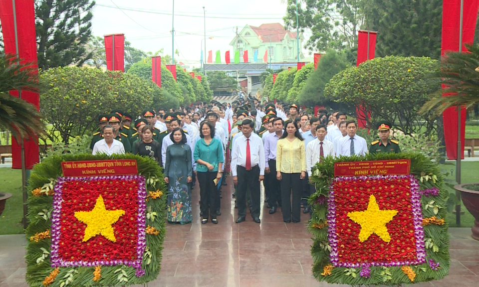 Lễ dâng hương kỷ niệm 70 năm ngày mất đồng chí Hồ Văn Long (1949-2019)