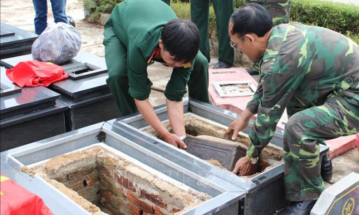 Những người đưa các anh hùng, liệt sỹ về đoàn tụ với gia đình và đồng đội