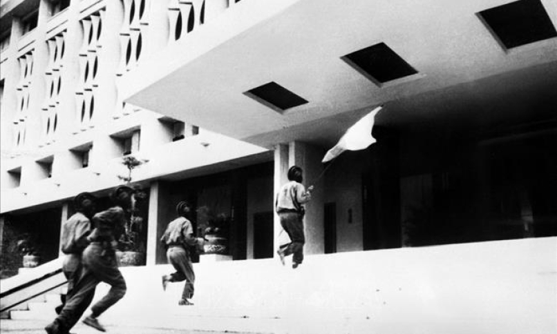 Đại thắng mùa Xuân 1975- Nghệ thuật kết thúc chiến tranh độc đáo, sáng tạo