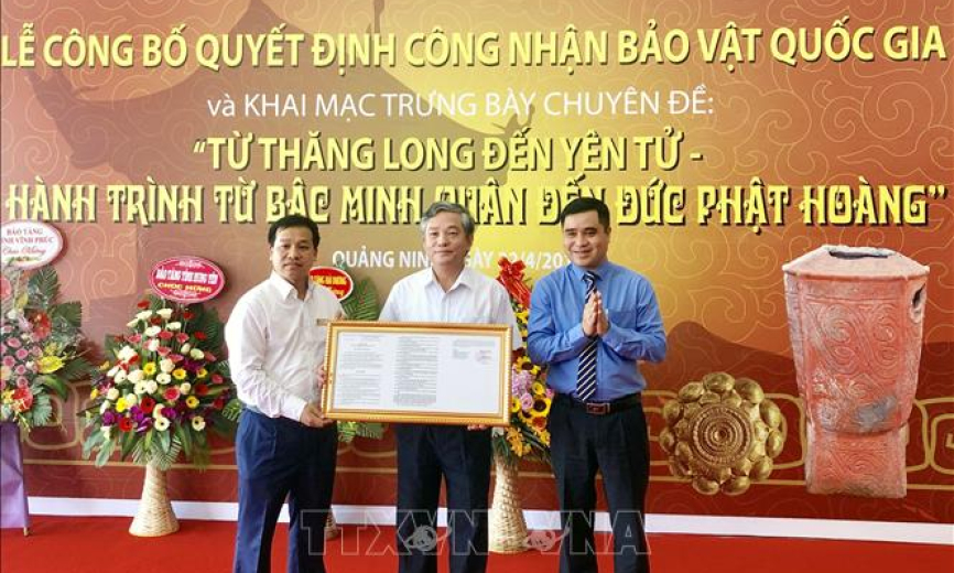 Quảng Ninh: Công bố quyết định công nhận hai bảo vật quốc gia