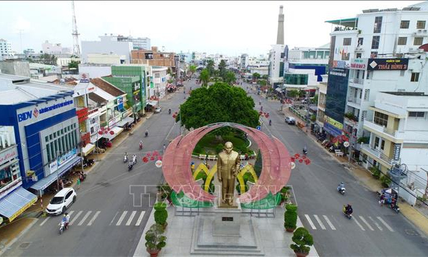 Phát triển thành phố Long Xuyên thành đô thị loại I