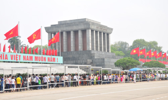 Việt Nam ghi nhận công lao của chuyên gia Nga trong công tác gìn giữ thi hài Chủ tịch Hồ Chí Minh