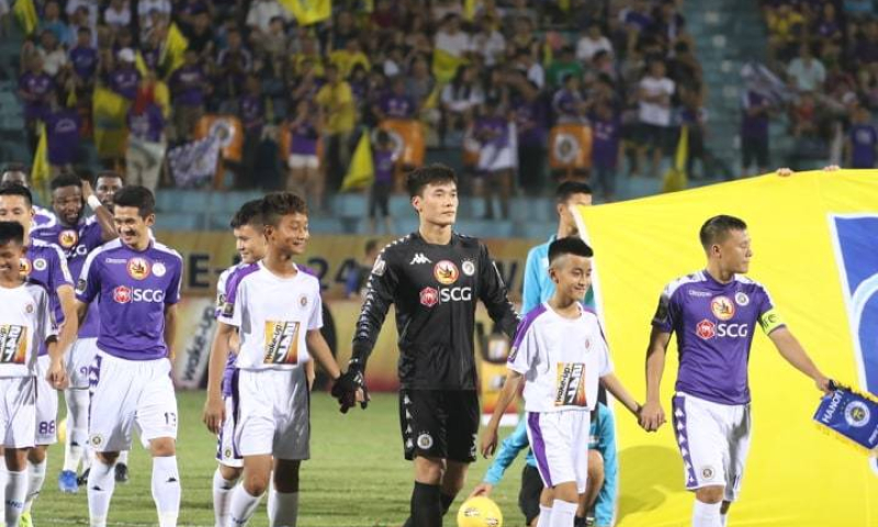 Vòng 10 V-League: Bùi Tiến Dũng ra mắt, Văn Toàn giải cứu HAGL