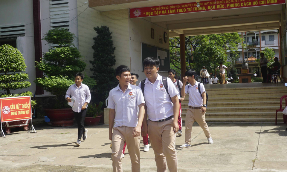 Ngày thi đầu tiên kỳ thi THPT quốc gia 2019 tại Long An diễn ra nghiêm túc, an toàn, đúng qui chế