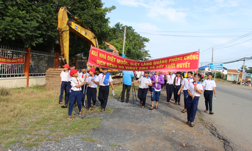 Thủ Thừa: Phát động hưởng ứng ngày Asean và chiến dịch diệt lăng quăng