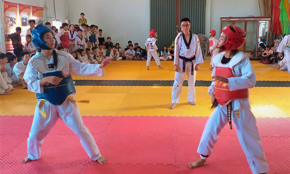 Tân Thạnh: Thi đấu giao hữu Taekwondo giữa các câu lạc bộ năm 2019